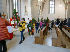 Palmsontag in St. Crescentius - Beginn der Heiligen Woche (Foto: Karl-Franz Thiede)